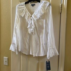 NWT-Democracy-White Ruffled Top-Medium